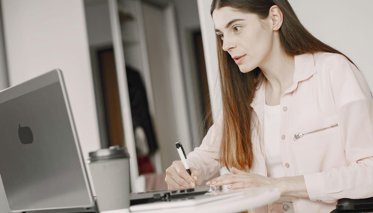 Mestrado Profissional em Administração Pública gratuito em diversas instituições.