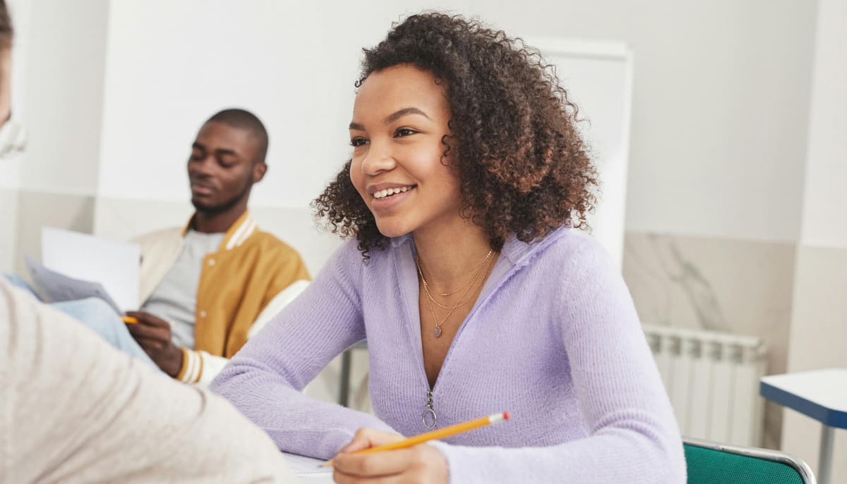 Curso de especialização gratuita em Ensino de Matemática ofertado pelo IFRN no campus Natal – Zona Leste, com 40 vagas para ingresso no segundo semestre de 2025.
