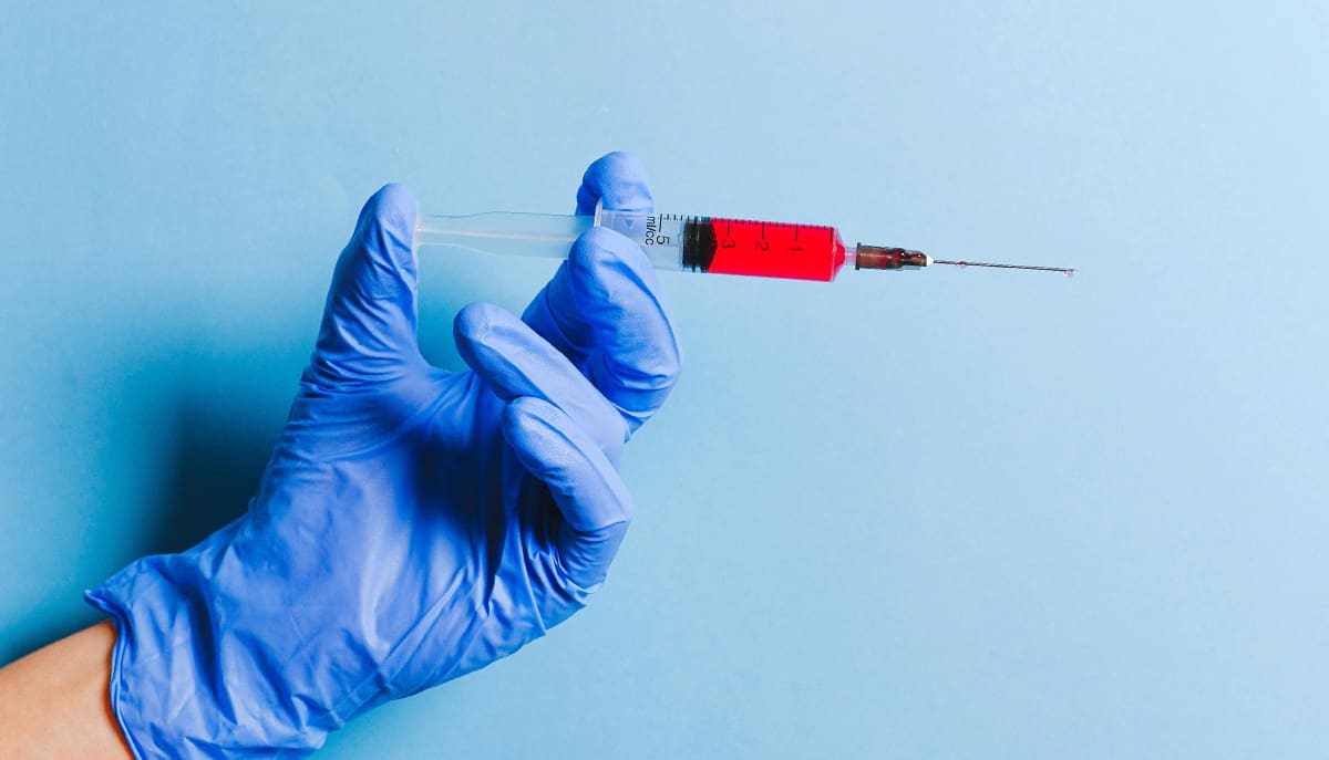 A vacina TAK-003 demonstrou proteção rápida contra diferentes sorotipos da dengue